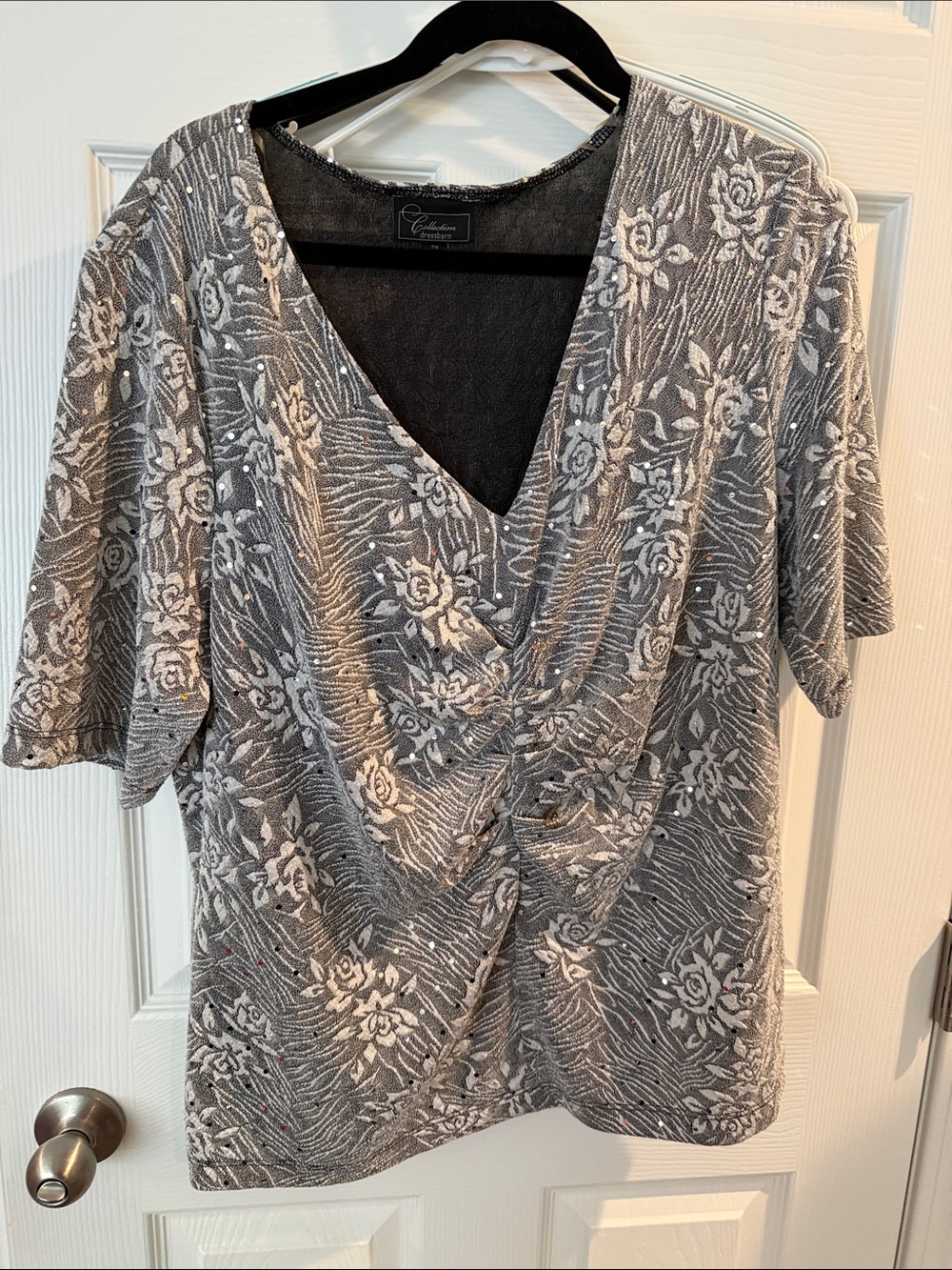 Gray Floral Draped V-Neck Tunic Top